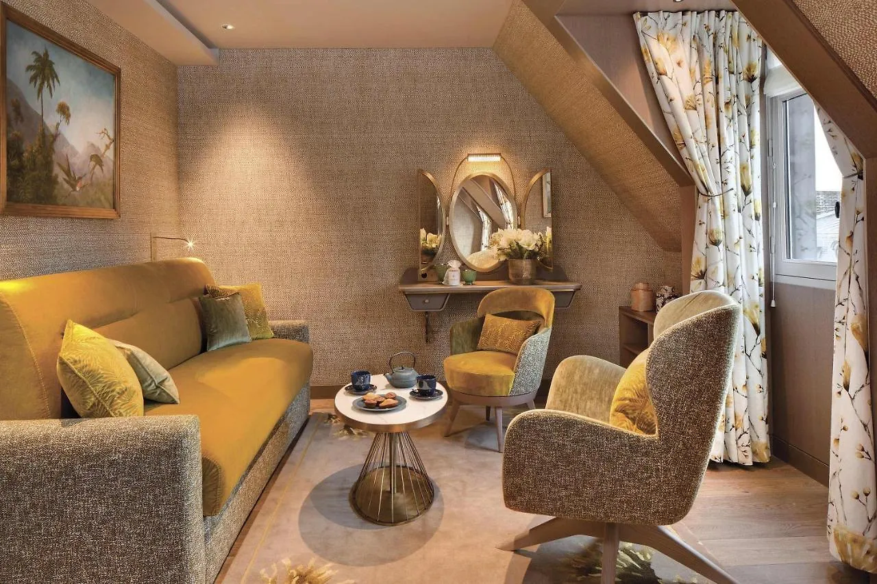 La Demeure Montaigne 5* Paris