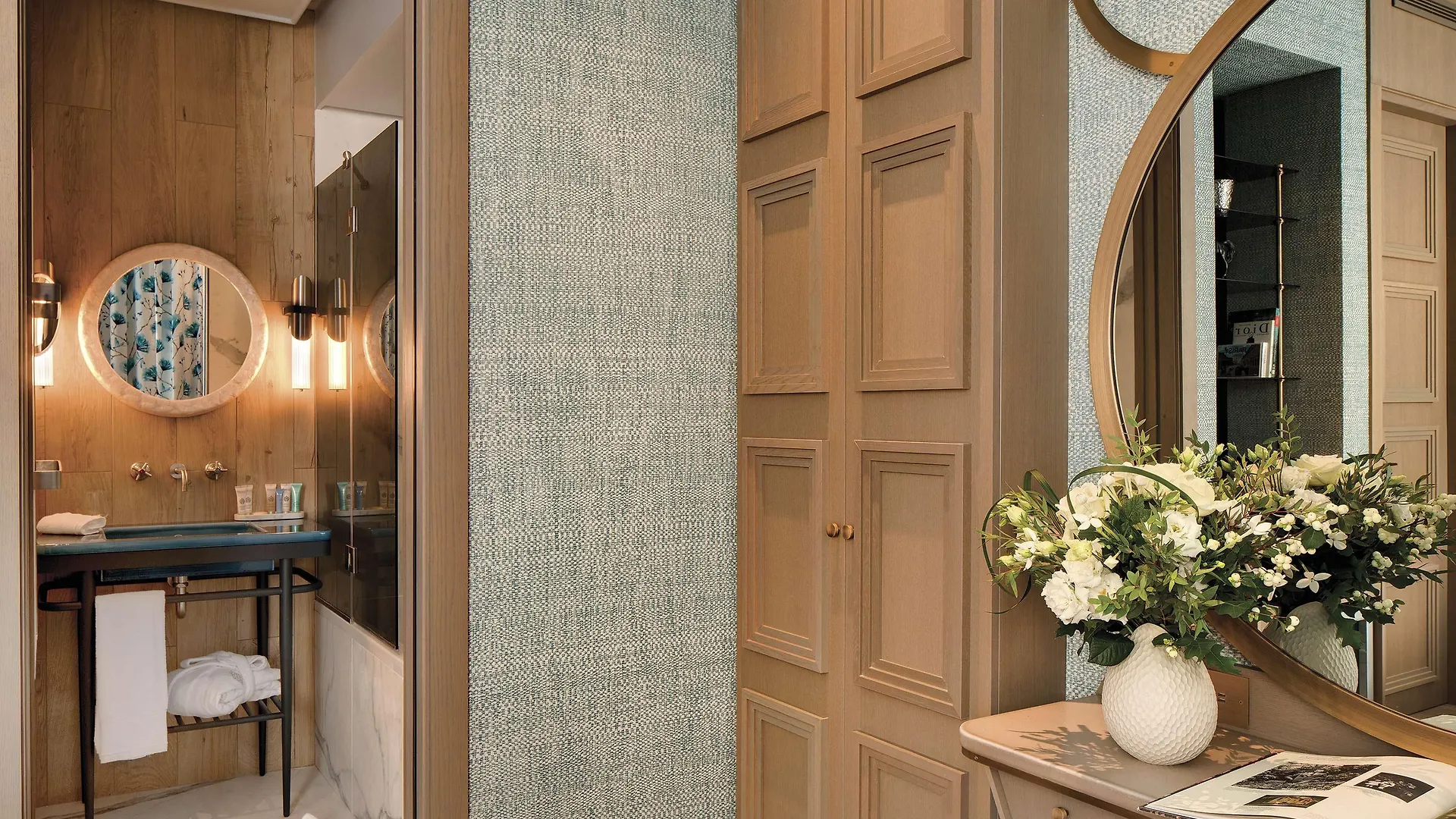 La Demeure Montaigne Hotel