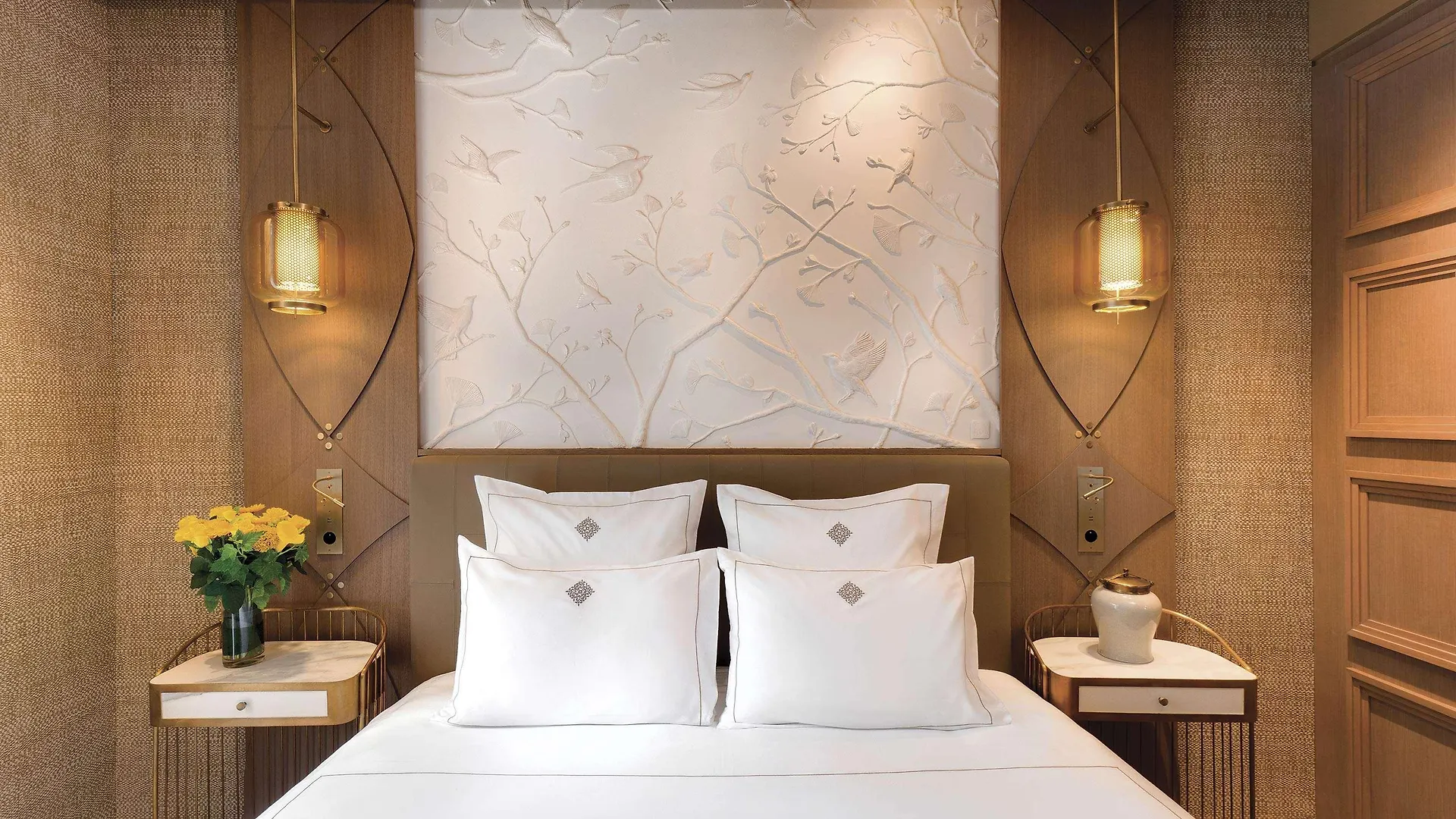 La Demeure Montaigne Paris